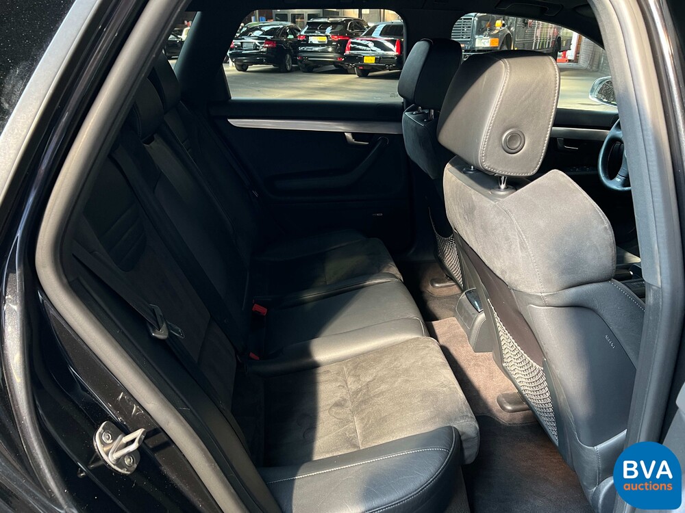 Audi S4 Avant 4.2 V8 Quattro Pro-Line 344 PS 2004, JZ-897-D.