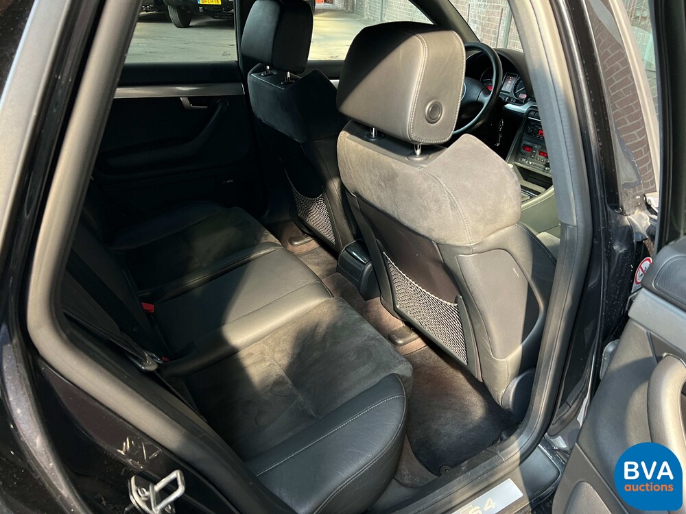 Audi S4 Avant 4.2 V8 Quattro Pro-Line 344 PS 2004, JZ-897-D.
