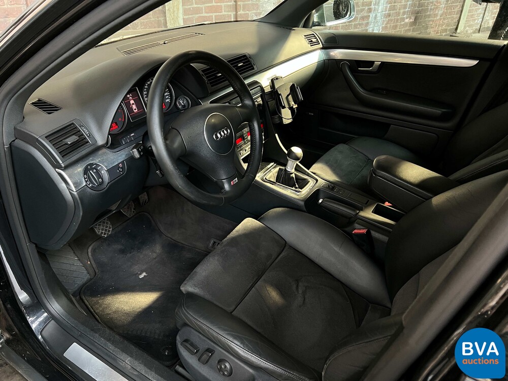 Audi S4 Avant 4.2 V8 Quattro Pro-Line 344 PS 2004, JZ-897-D.