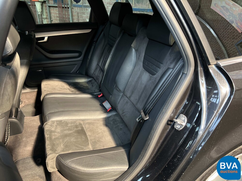 Audi S4 Avant 4.2 V8 Quattro Pro-Line 344 PS 2004, JZ-897-D.