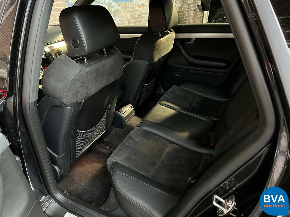 Audi S4 Avant 4.2 V8 Quattro Pro-Line 344 PS 2004, JZ-897-D.