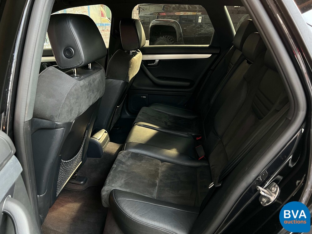 Audi S4 Avant 4.2 V8 Quattro Pro-Line 344 PS 2004, JZ-897-D.