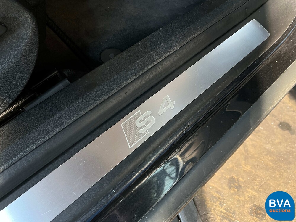 Audi S4 Avant 4.2 V8 Quattro Pro-Line 344 PS 2004, JZ-897-D.