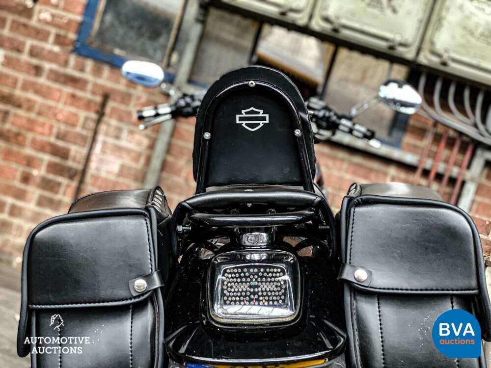 Harley Davidson Chopper VRSCR V-Rod 122 PS 2006, MT-LD-08.