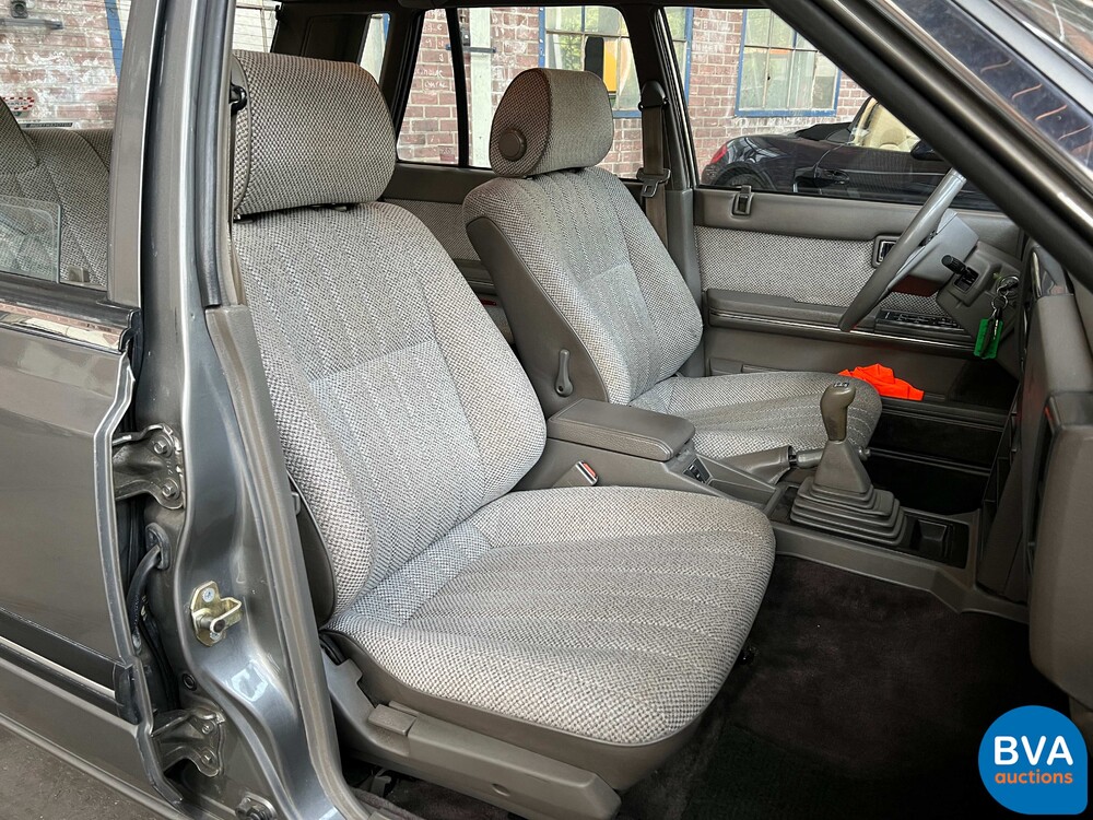 Nissan Lorbeer 2.4. SLX 128PS 1987 -Org. NL-, SF-81-US.