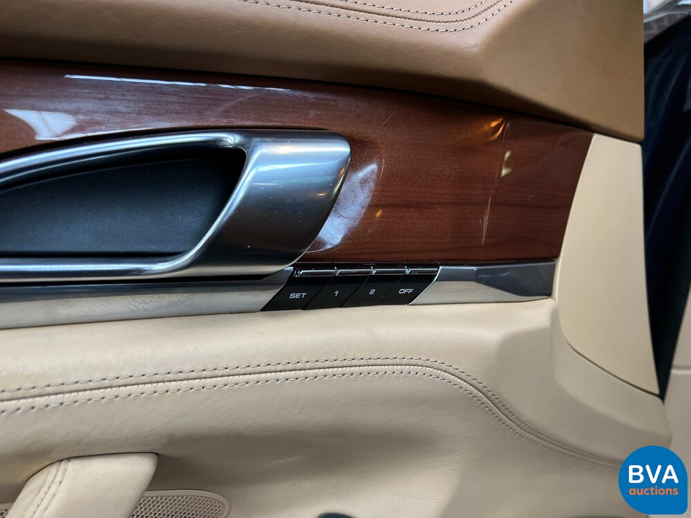 Porsche Panamera 4s 4.8 V8 SportChrono 400 PS 2010.