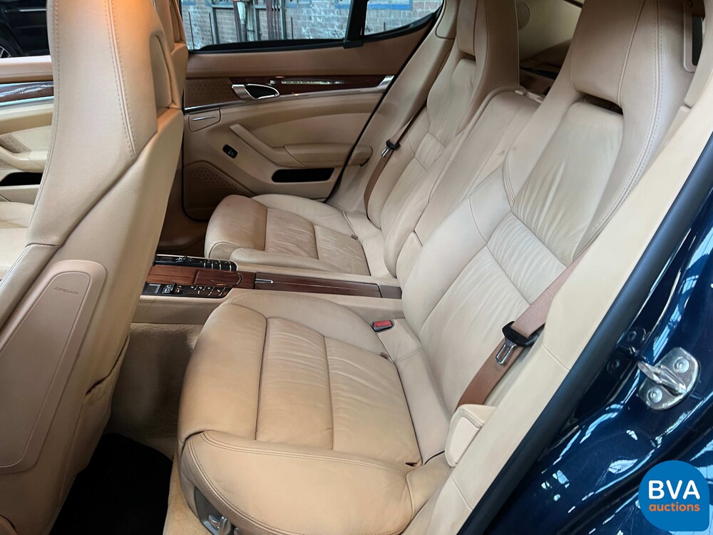 Porsche Panamera 4s 4.8 V8 SportChrono 400 PS 2010.