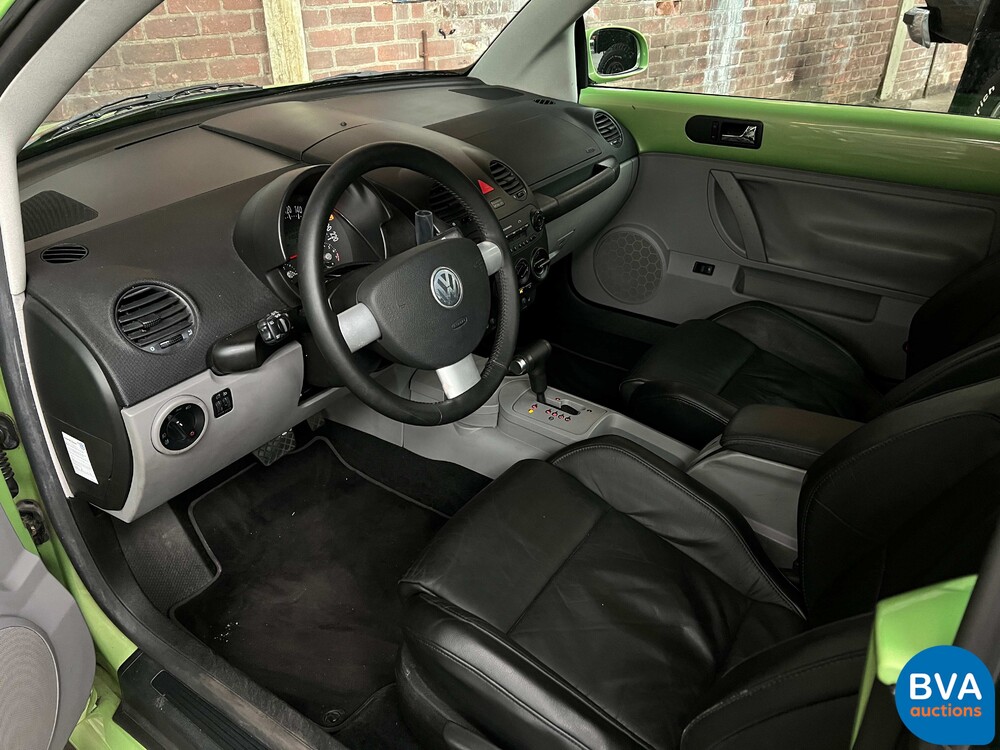 Volkswagen New Beetle Cabrio 2.0 Turin Comfort 116pk 2005 -Org. NL-, 04-RH-NG.