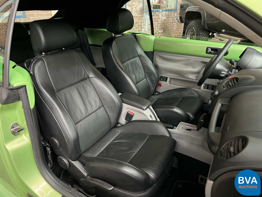 Volkswagen New Beetle Cabrio 2.0 Turin Comfort 116pk 2005 -Org. NL-, 04-RH-NG.