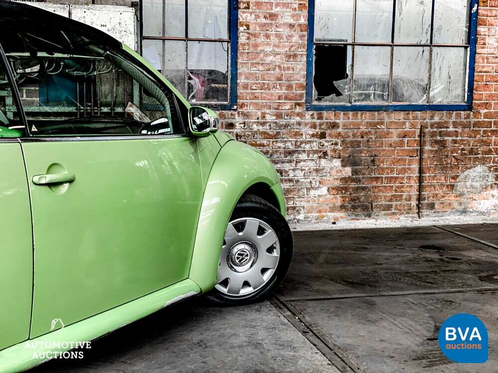 Volkswagen New Beetle Cabrio 2.0 Turin Comfort 116pk 2005 -Org. NL-, 04-RH-NG.