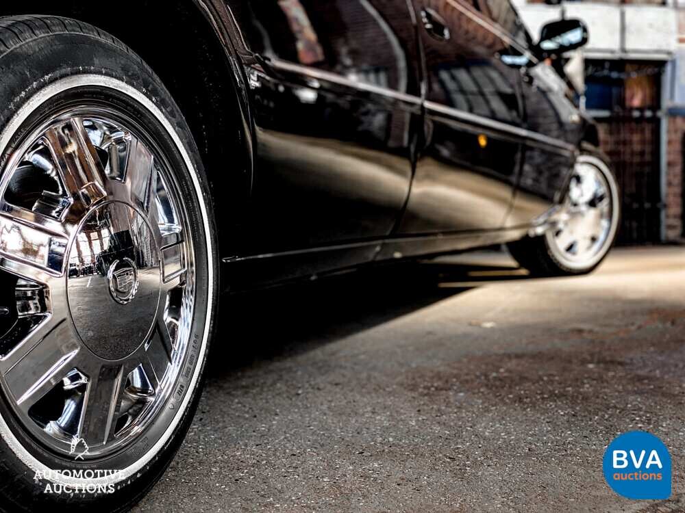 Cadillac DTS4.6 Limousinen-Begleitwagen 279 PS 2007, 98-XZN-7.