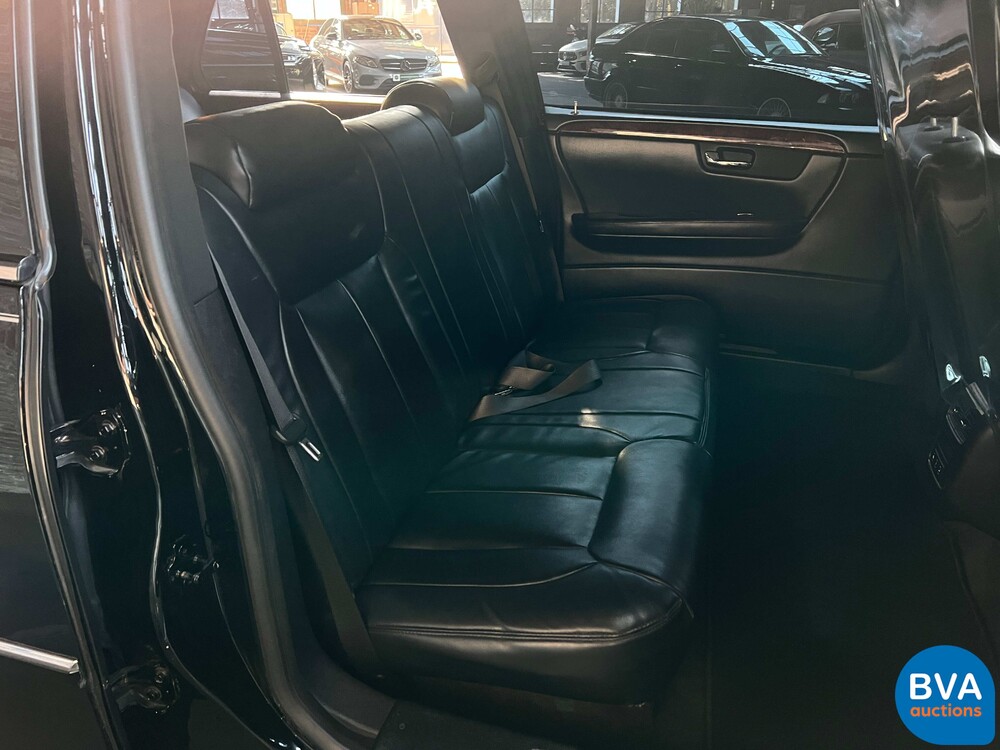 Cadillac DTS4.6 Limousinen-Begleitwagen 279 PS 2007, 98-XZN-7.