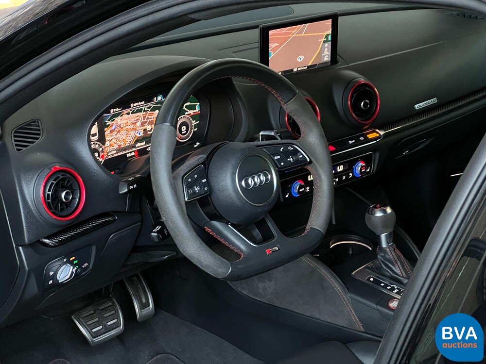 Audi RS3 2.5 TFSI quattro Limousine 400 PS 2017, L-215-KX.