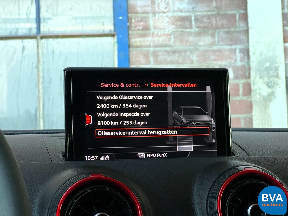 Audi RS3 2.5 TFSI quattro Limousine 400 PS 2017, L-215-KX.