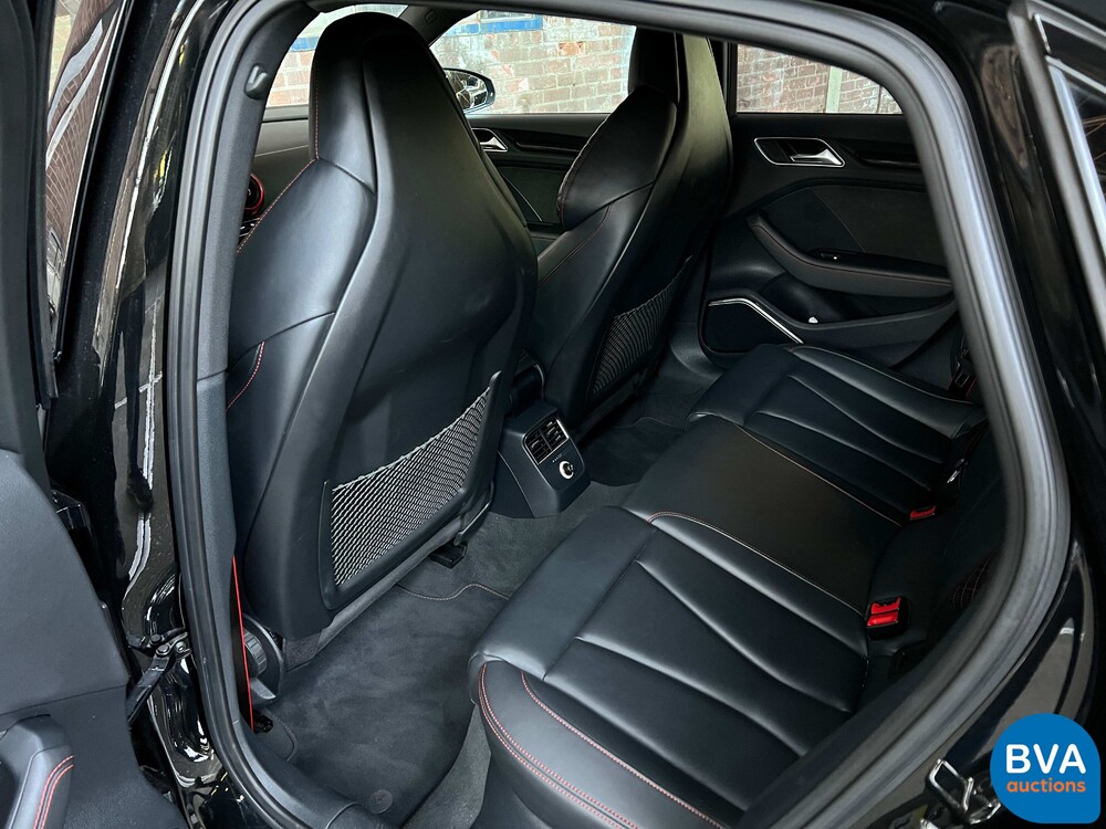 Audi RS3 2.5 TFSI quattro Limousine 400 PS 2017, L-215-KX.