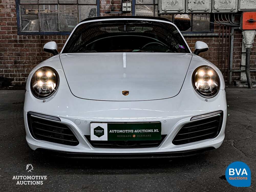 Porsche 911 Carrera 4 3.0 Cabriolet 991.2 SportChrono 370pk 2017, XF-457-L