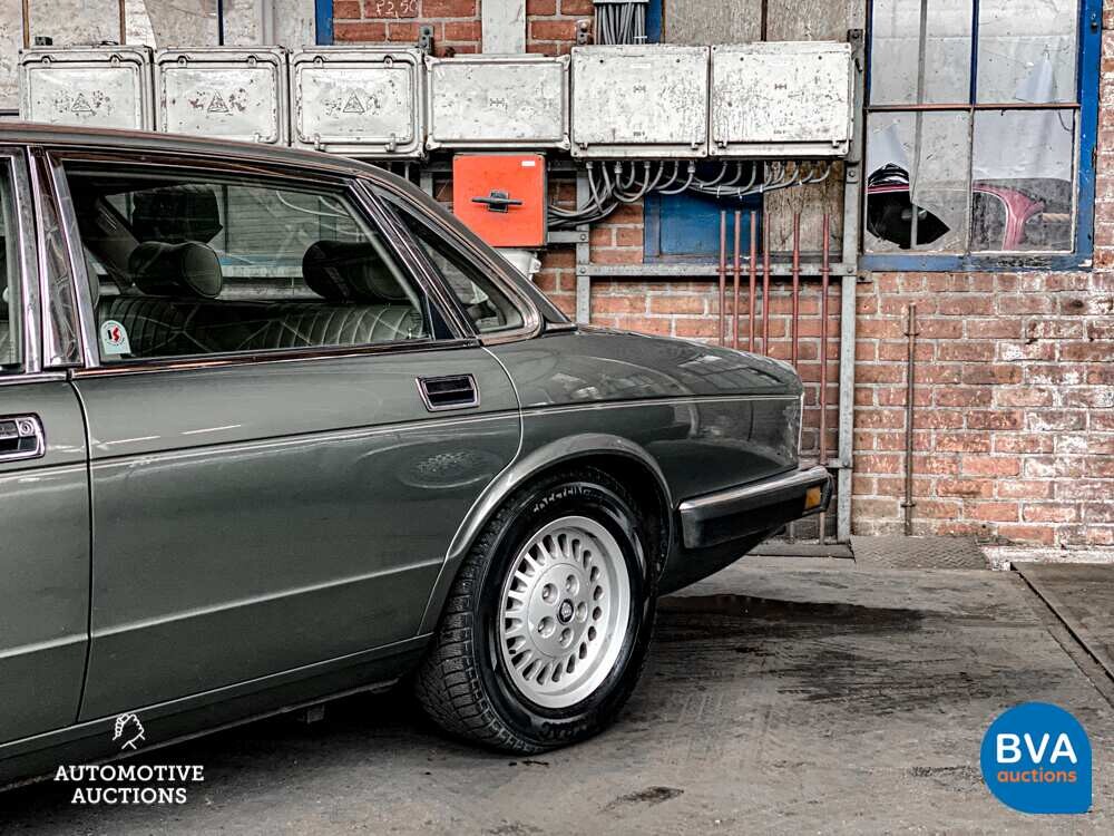 Jaguar Sovereign 4.0 226 PS 1992, FS-LR-12.
