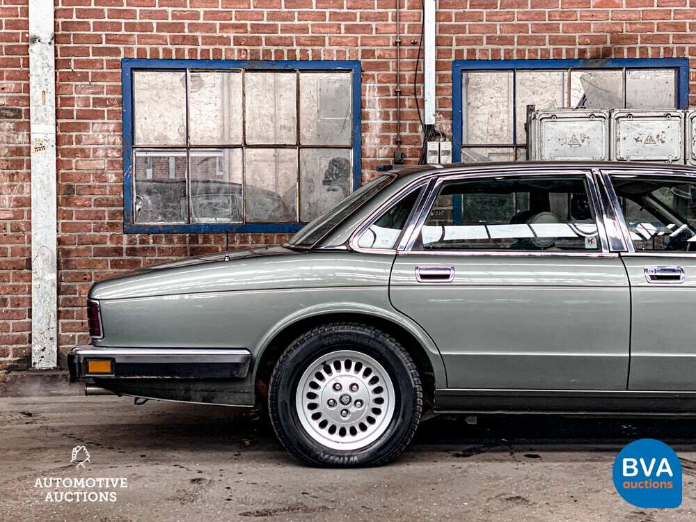 Jaguar Sovereign 4.0 226 PS 1992, FS-LR-12.