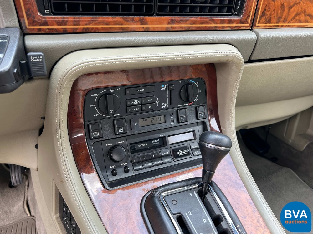 Jaguar Sovereign 4.0 226 PS 1992, FS-LR-12.