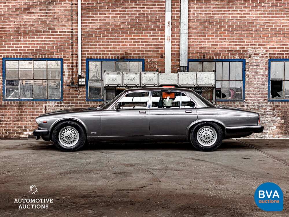 Jaguar Souverän 5.3 XJ V12 295PS 1988 -Org. NL-, TJ-79-NV.
