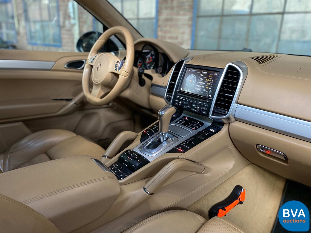 Porsche Cayenne 4.8 Turbo 500 PS 2011, 79-ZSP-4.