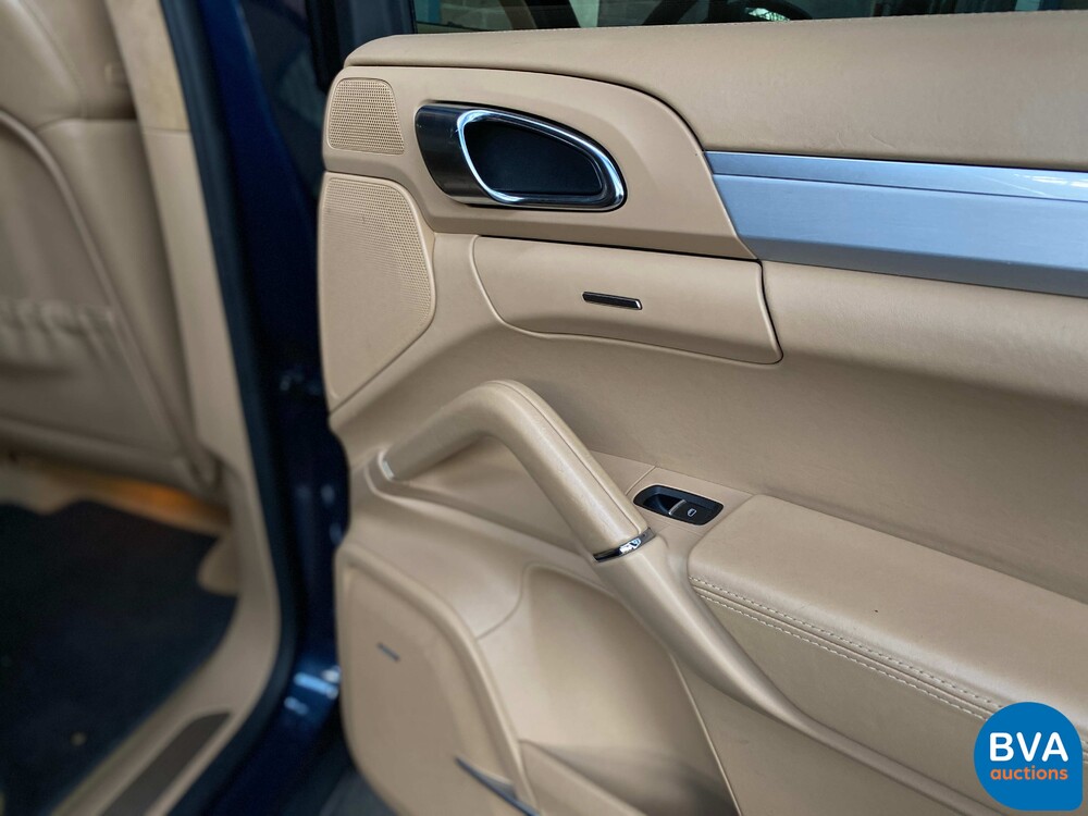 Porsche Cayenne 4.8 Turbo 500 PS 2011, 79-ZSP-4.