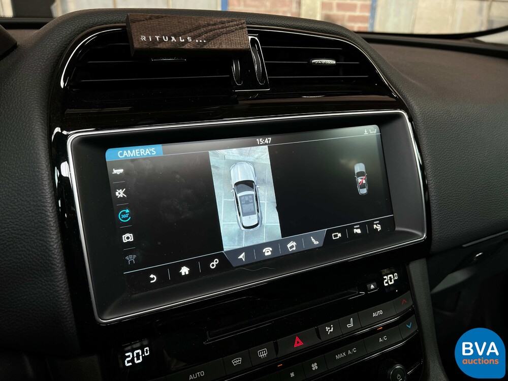 Jaguar F-Pace 20d AWD Portfolio 180PS 2016 -GRAUE LIZENZ-, VRG-57-V.