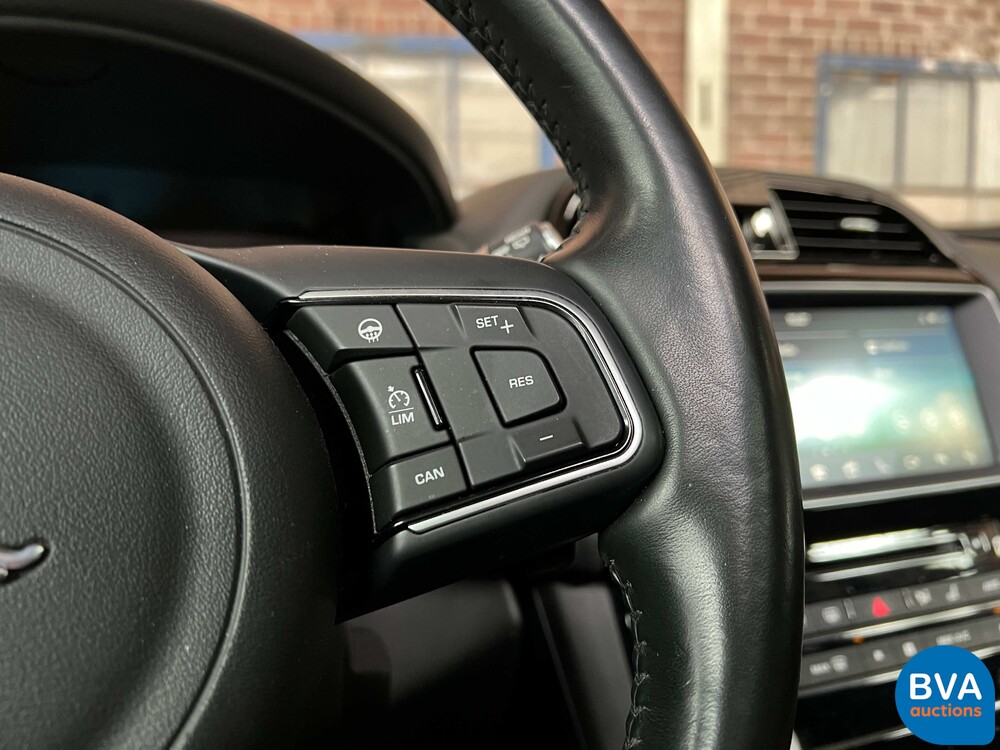 Jaguar F-Pace 20d AWD Portfolio 180PS 2016 -GRAUE LIZENZ-, VRG-57-V.