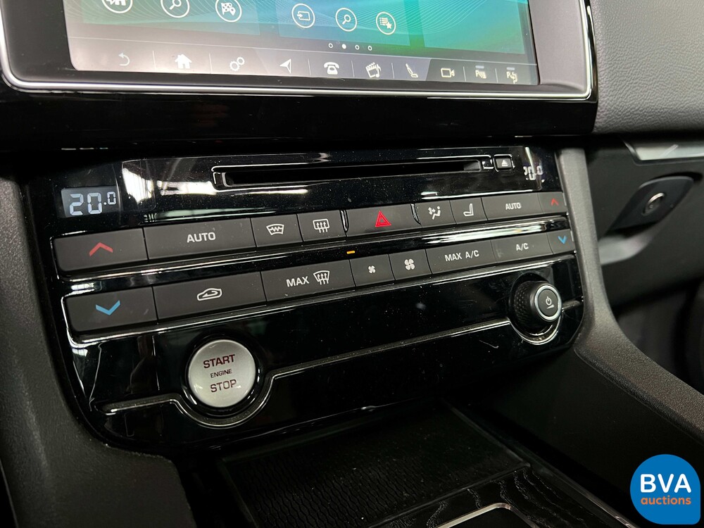 Jaguar F-Pace 20d AWD Portfolio 180PS 2016 -GRAUE LIZENZ-, VRG-57-V.
