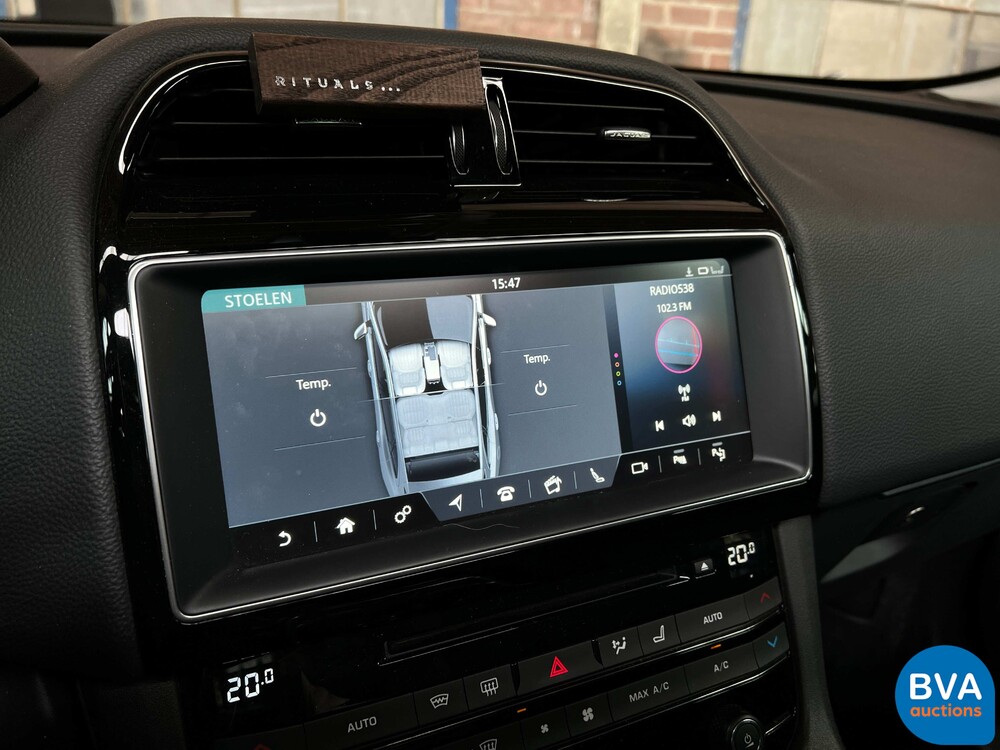 Jaguar F-Pace 20d AWD Portfolio 180PS 2016 -GRAUE LIZENZ-, VRG-57-V.