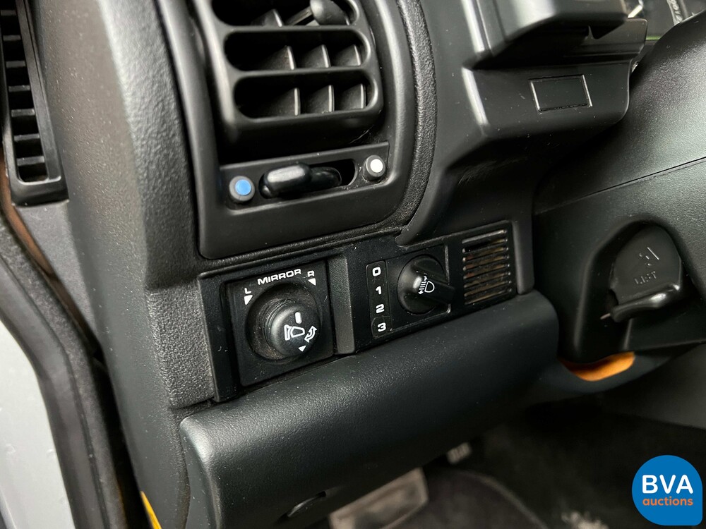 Landrover Discovery II 4.0 V8 II 180PS 2003 -Org. NL-, 47-LZ-BG.