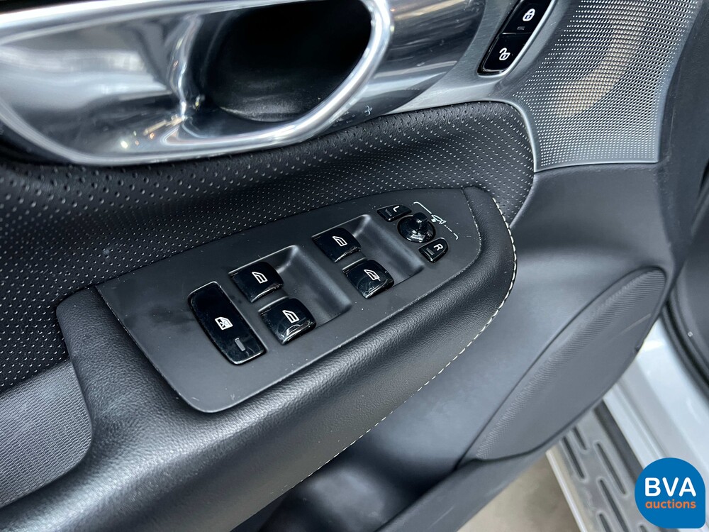 Volvo XC90 D5 AWD 235pk 2016 -GRAUE LIZENZ-, V-931-RN.