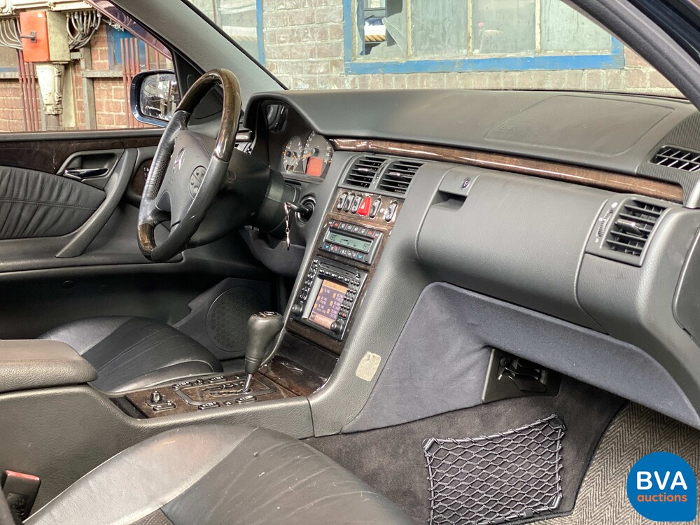 Mercedes-Benz E430 E-Klasse Elegance 4-Matic 279pk 2000 YOUNGTIMER, SX-869-X.