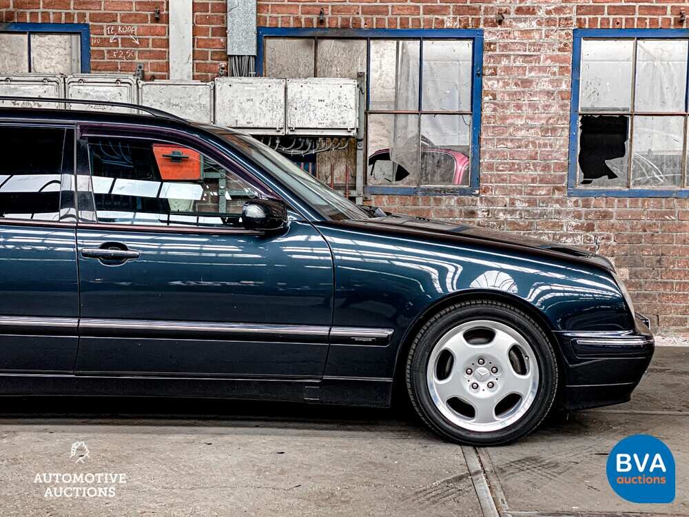 Mercedes-Benz E430 E-Klasse Elegance 4-Matic 279pk 2000 YOUNGTIMER, SX-869-X.