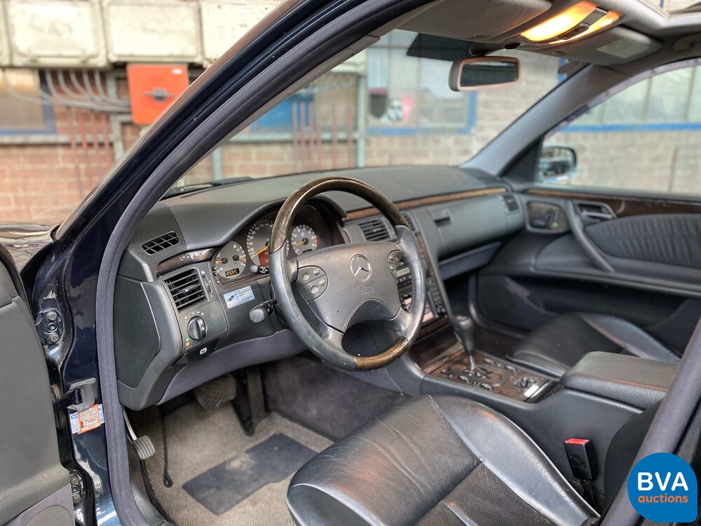 Mercedes-Benz E430 E-Klasse Elegance 4-Matic 279pk 2000 YOUNGTIMER, SX-869-X.