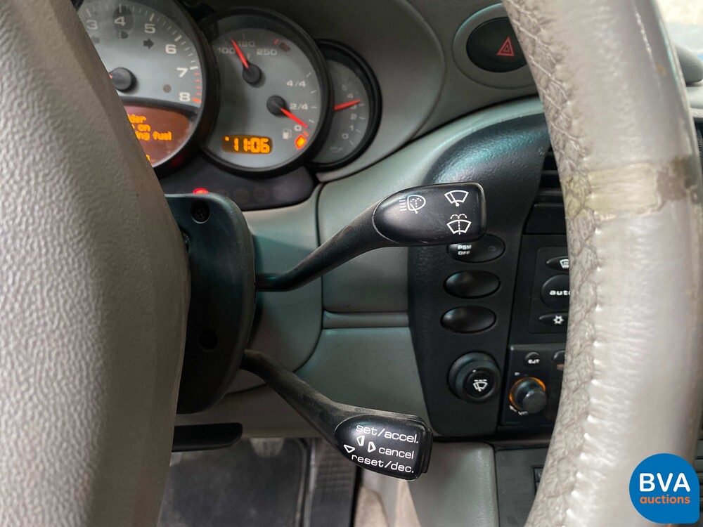 Porsche 911 996 3.6 Carrera 320PS 2004 -YOUNGTIMER-.