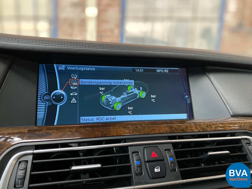 BMW 760Li V12 7-serie 2011 544pk, ZK-833-L.