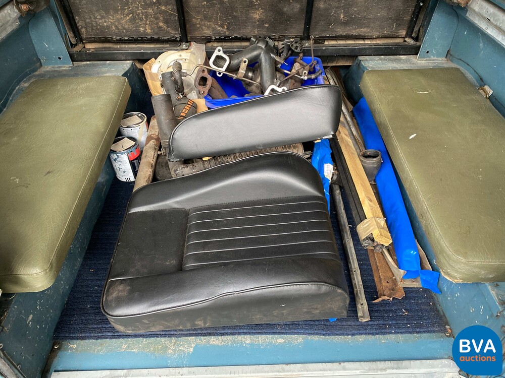 Land Rover 109 82pk 1977