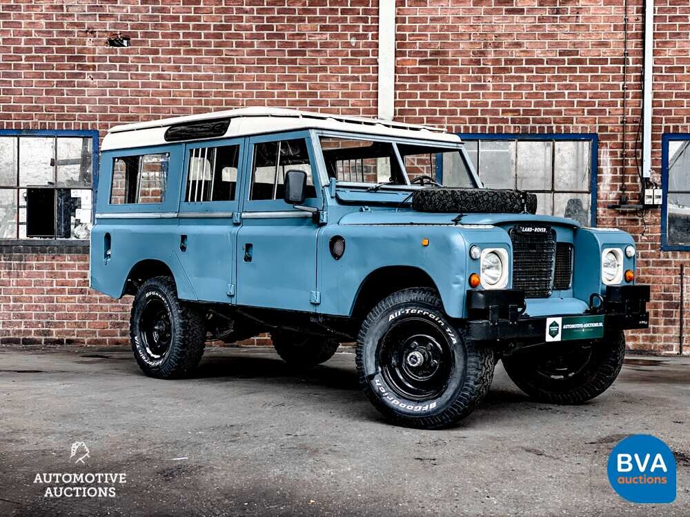 Land Rover 109 82pk 1977