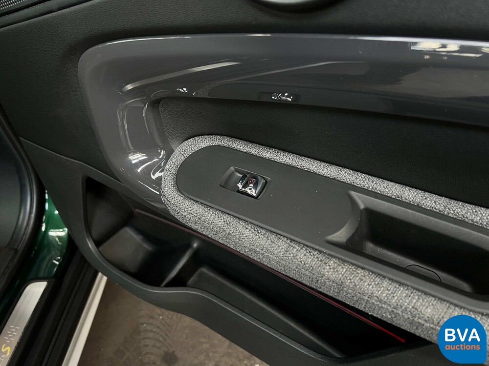 Mini Cooper S Countryman 2.0 E-hybrid All4 Chili 136pk 2017, P-027-NZ