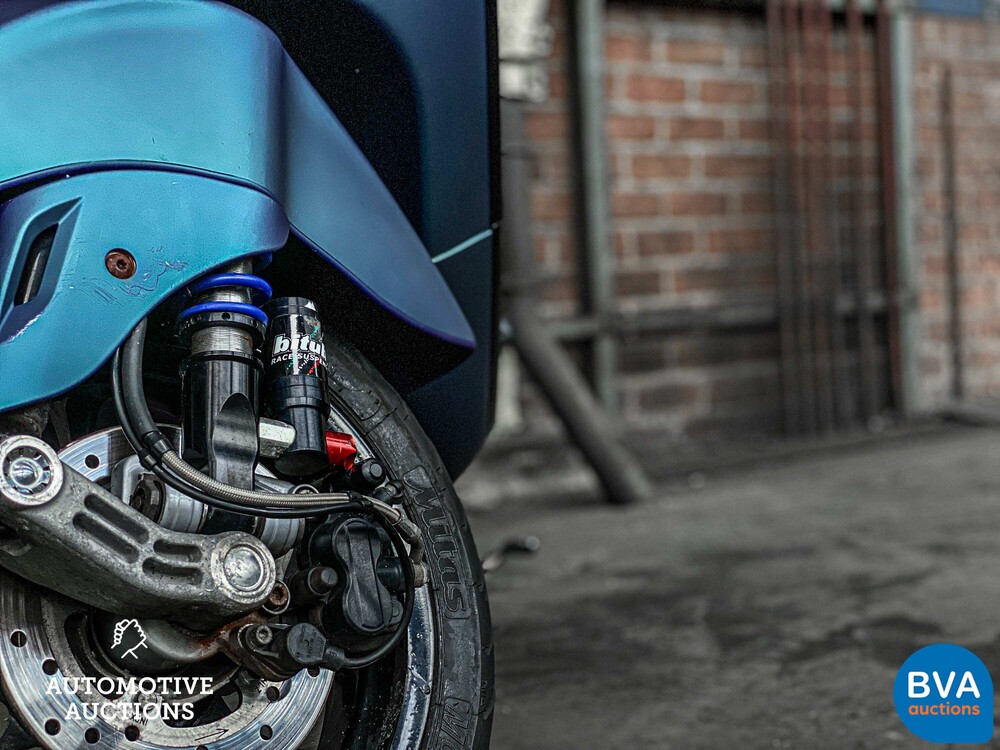 *CUSTOM COLOR* Piaggio Vespa Sprint 25km 4-takt, F-452-TT
