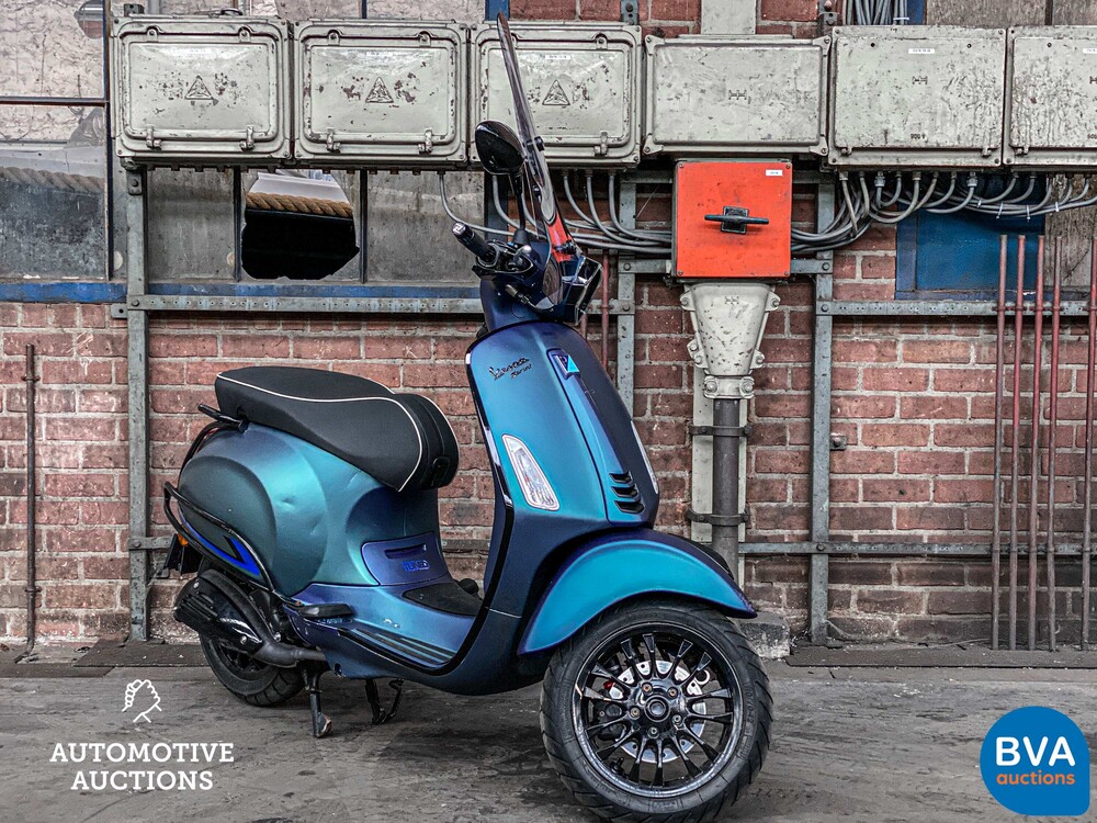 *CUSTOM COLOR* Piaggio Vespa Sprint 25km 4-takt, F-452-TT