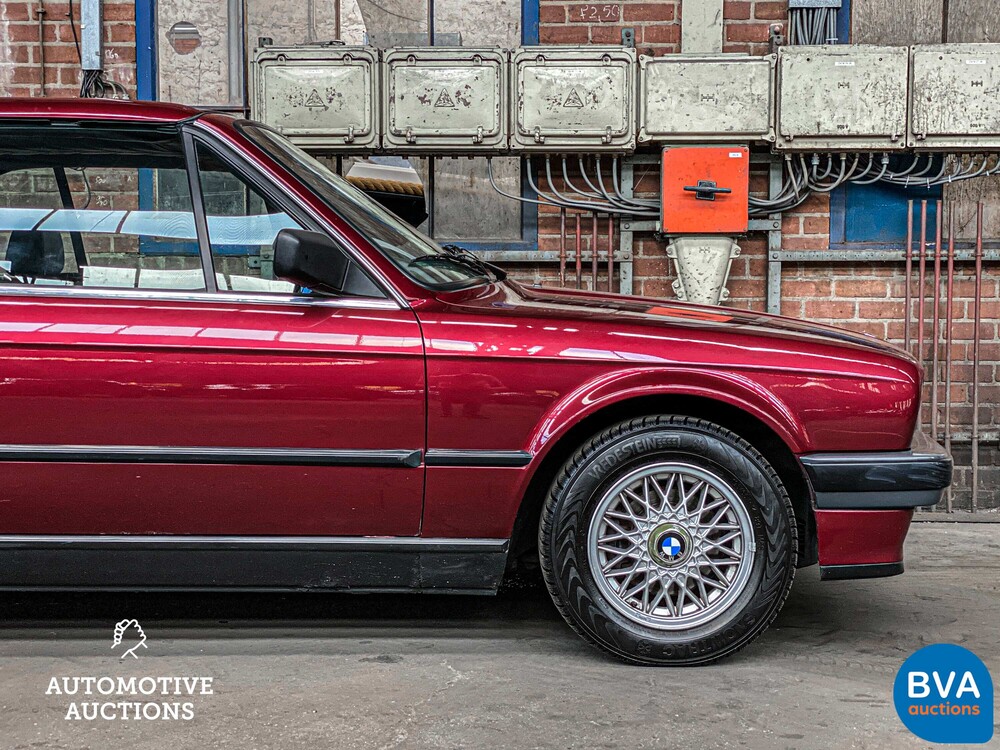 BMW 3-SERIE E30 318I CABRIO HARDTOP 113PK 1992