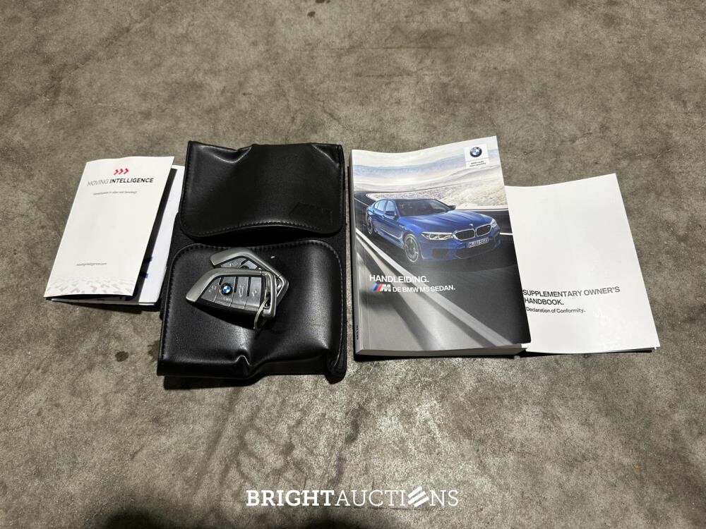 BMW M5 4.4 V8 xDrive M-Sport 600pk 2019 5-Serie F90, K-449-PN