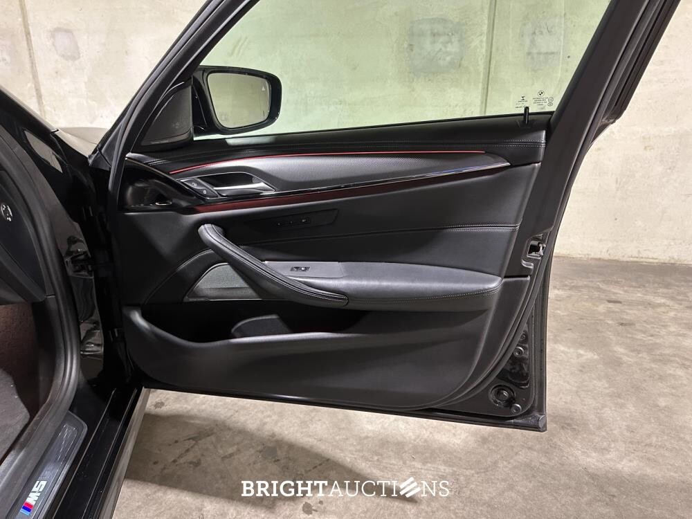 BMW M5 4.4 V8 xDrive M-Sport 600pk 2019 5-Serie F90, K-449-PN