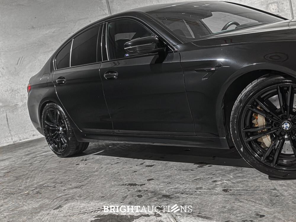 BMW M5 4.4 V8 xDrive M-Sport 600pk 2019 5-Serie F90, K-449-PN