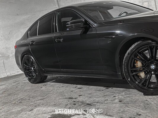 BMW M5 4.4 V8 xDrive M-Sport 600pk 2019 5-Serie F90, K-449-PN