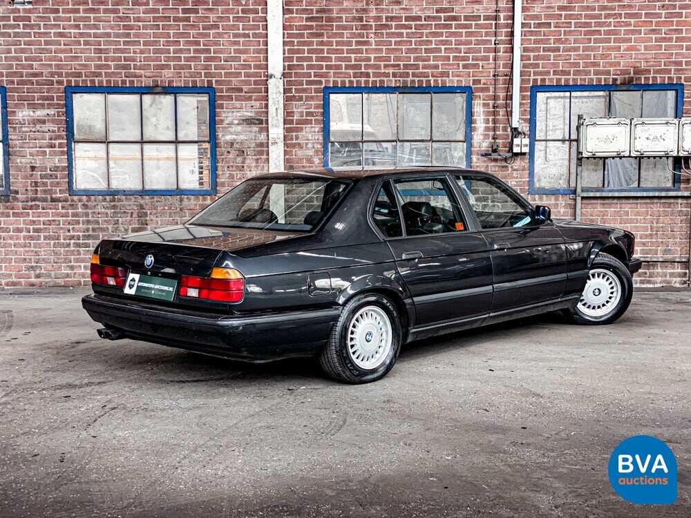 BMW 750iL Highline 7-Serie 5.0 V12 300pk E32 1992