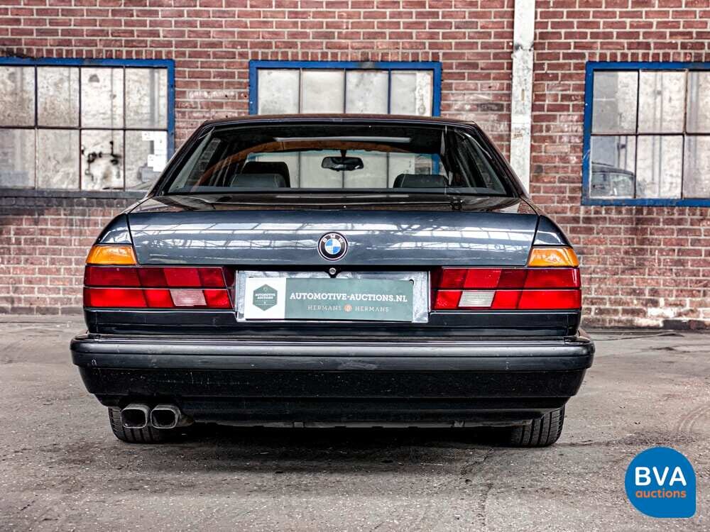 BMW 750iL Highline 7-Serie 5.0 V12 300pk E32 1992