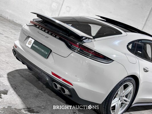 Porsche Panamera 4S E-Hybrid 2.9 V6 FACELIFT 560pk 2020 Sport-Chrono (Origineel-NL + 1e Eigenaar), K-734-BH